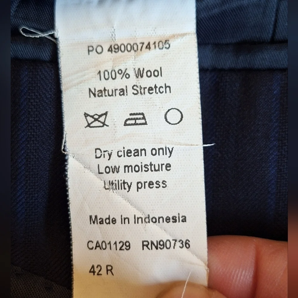 LAUREN Ralph Lauren Navy Pinstriped Sport Coat 100% Wool Stretch Mens 42Reg